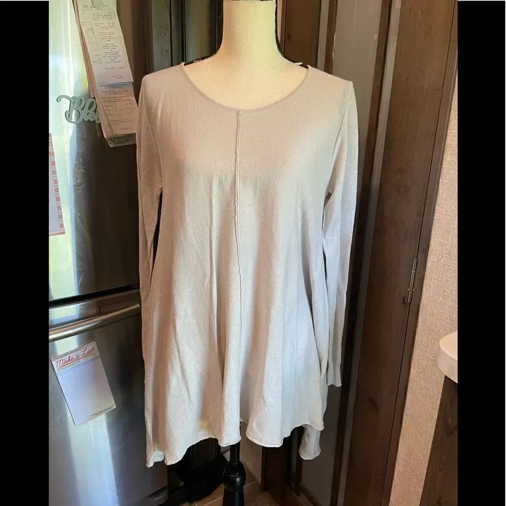 NWT Hayton Sweater